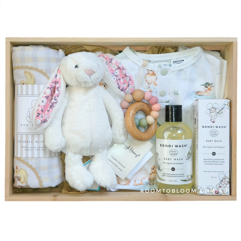 ROOM TO BLOOM Ducks in a Row Baby Gift Hamper