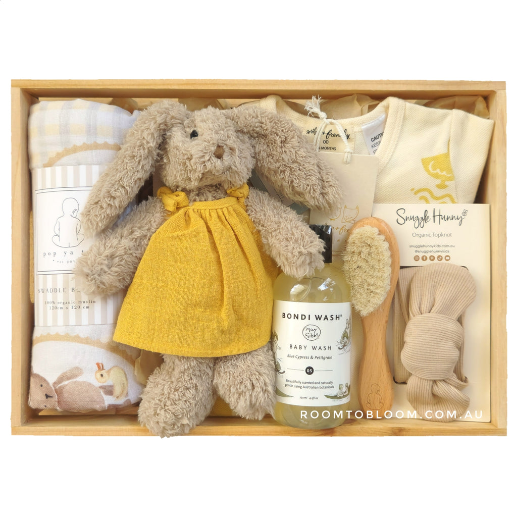 ROOM TO BLOOM Mellow Yellow Baby Gift Hamper