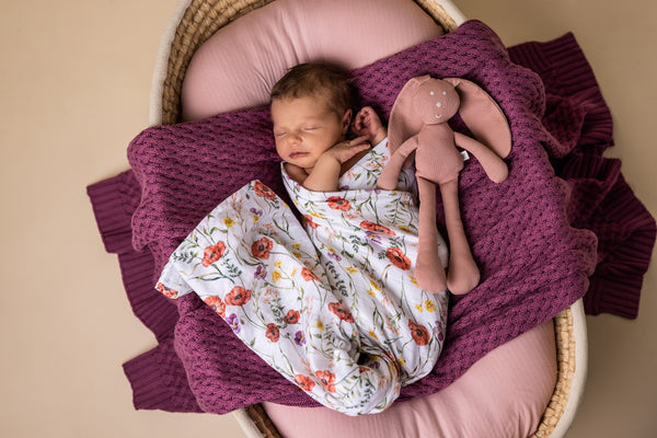 SNUGGLE HUNNY  Organic Muslin Swaddle - Meadow