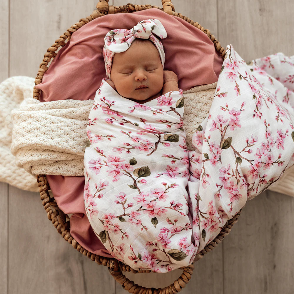 SNUGGLE HUNNY Organic Muslin Swaddle -  Cherry Blossom