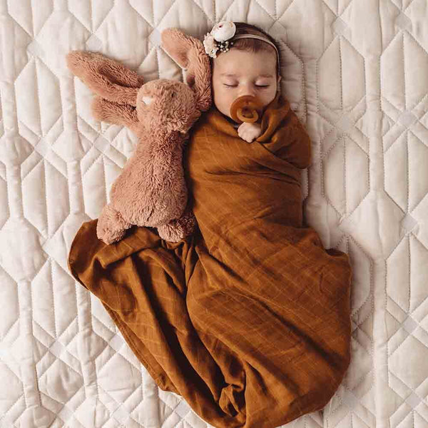 SNUGGLE HUNNY Organic Muslin Swaddle -  Bronze